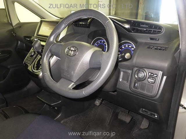 TOYOTA WISH 2017 Image 3