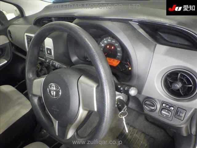 TOYOTA VITZ 2015 Image 5