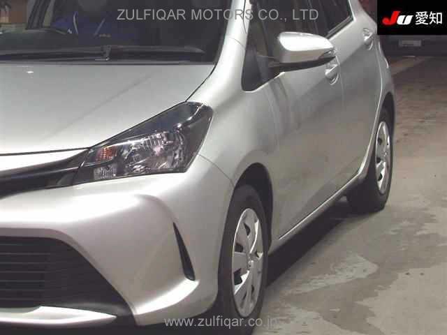 TOYOTA VITZ 2015 Image 7