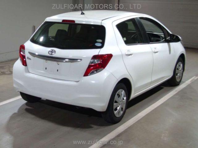 TOYOTA VITZ 2016 Image 2