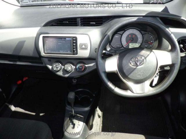 TOYOTA VITZ 2016 Image 6