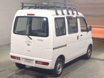 DAIHATSU HIJET CARGO 2015 Image 2
