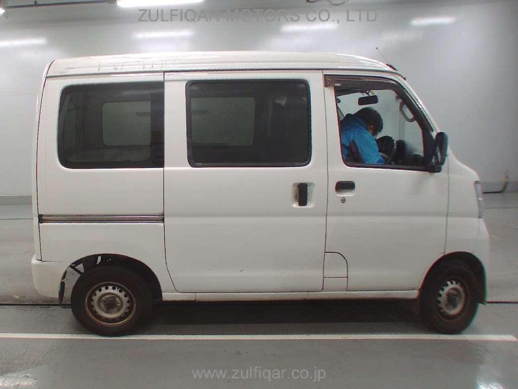 DAIHATSU HIJET CARGO 2015 Image 3