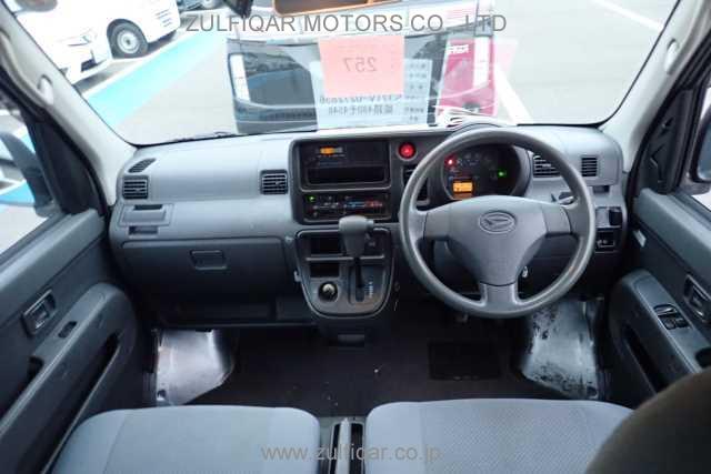 DAIHATSU HIJET CARGO 2015 Image 4