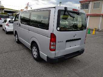 TOYOTA HIACE 2015 Image 5