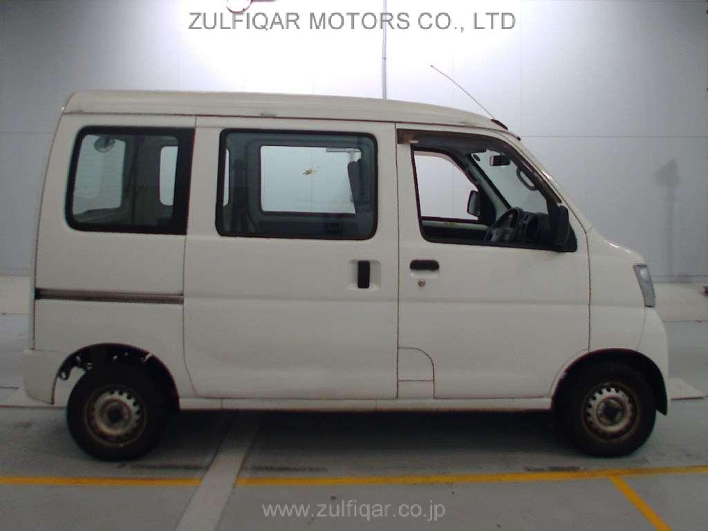 DAIHATSU HIJET CARGO 2015 Image 3