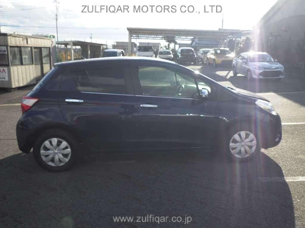 TOYOTA VITZ 2017 Image 3