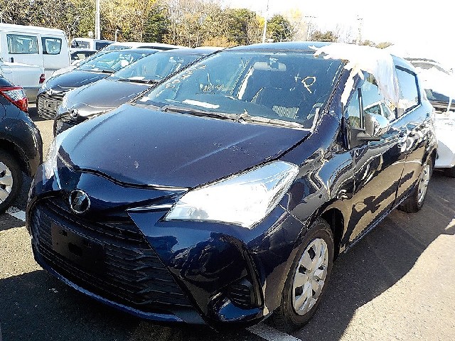 TOYOTA VITZ 2017 Image 26