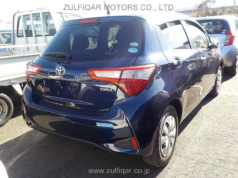 TOYOTA VITZ 2017 Image 28