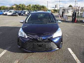 TOYOTA VITZ 2017 Image 8