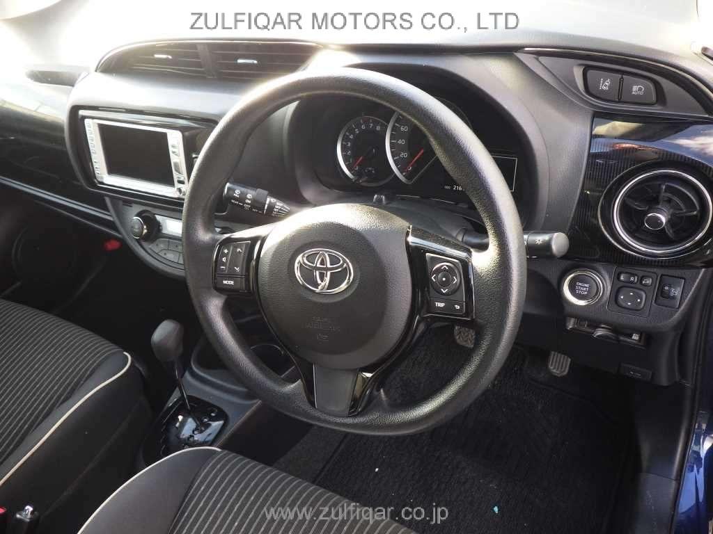 TOYOTA VITZ 2017 Image 9