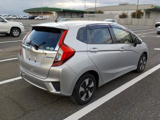 HONDA FIT HYBRID 2016 Image 24