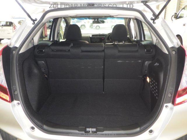 HONDA FIT HYBRID 2016 Image 8