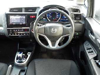 HONDA FIT HYBRID 2016 Image 9