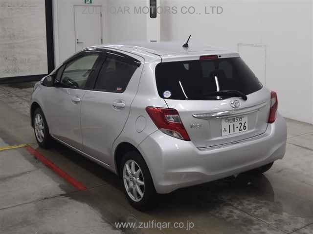 TOYOTA VITZ 2016 Image 2