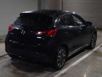 MAZDA DEMIO 2015 Image 2