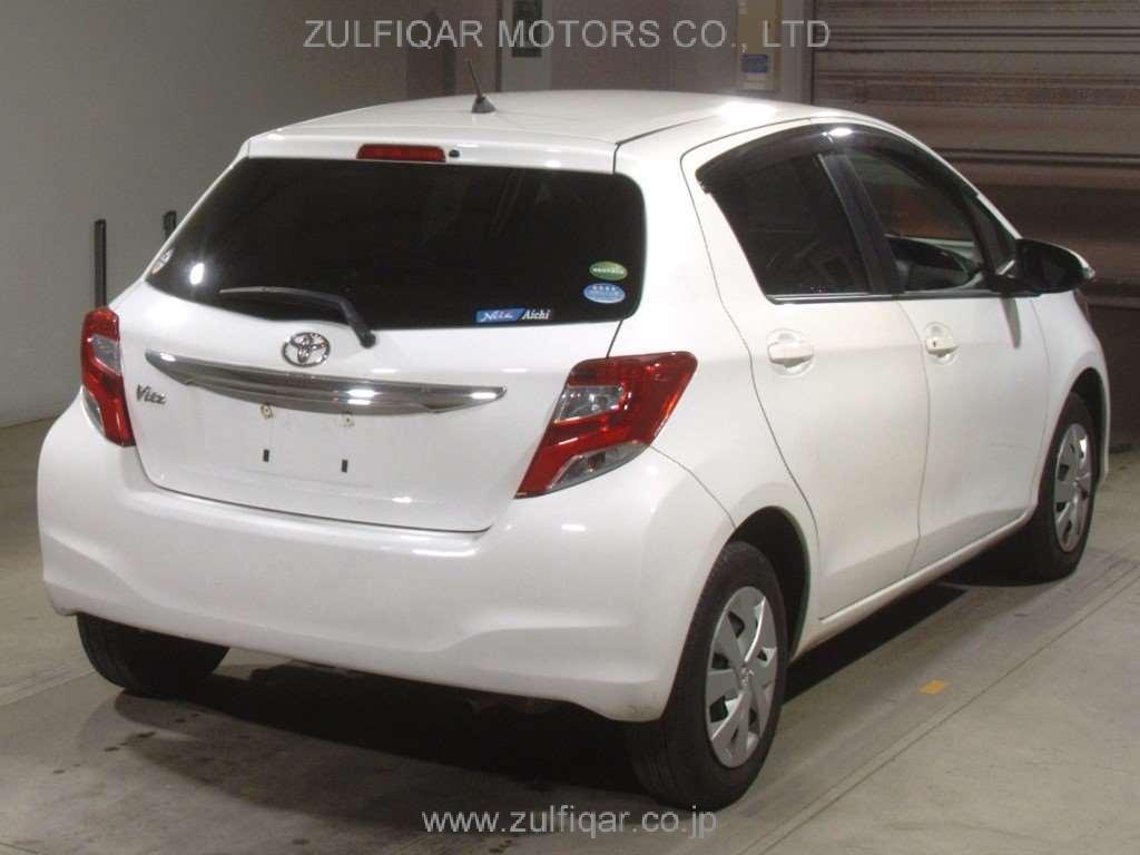 TOYOTA VITZ 2016 Image 2