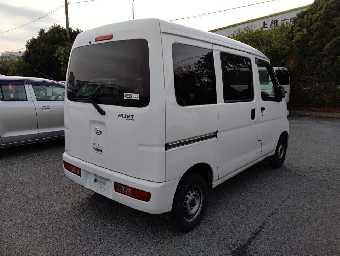 DAIHATSU HIJET CARGO 2015 Image 2