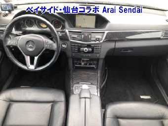 MERCEDES BENZ E CLASS 2012 Image 4