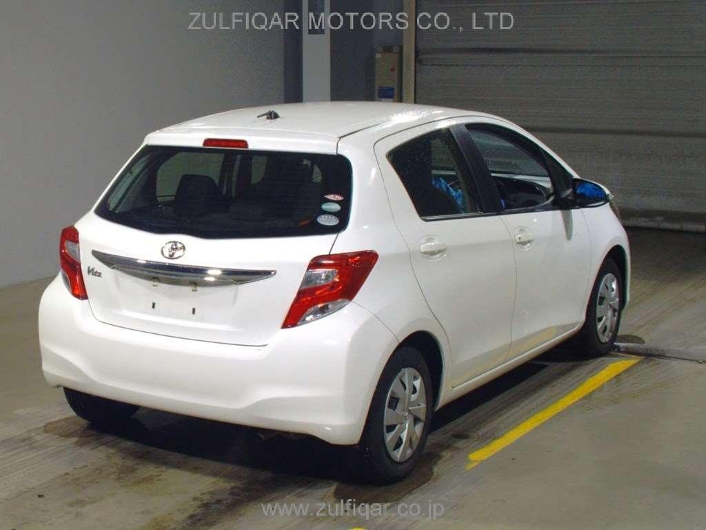 TOYOTA VITZ 2016 Image 2