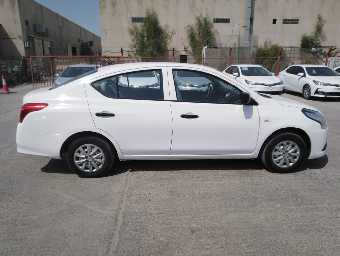 NISSAN SUNNY 2018 Image 4