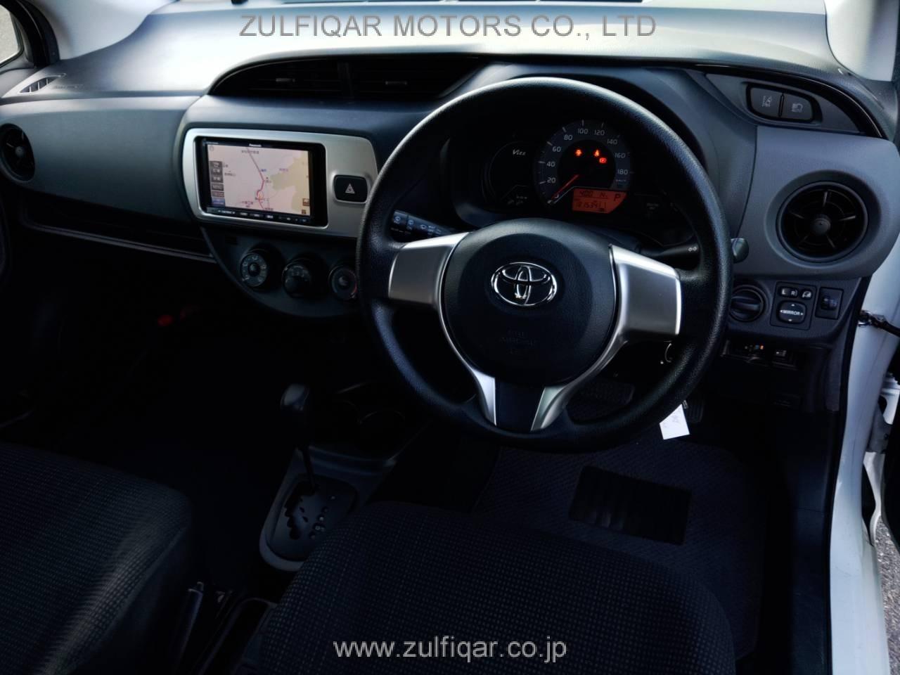 TOYOTA VITZ 2016 Image 3