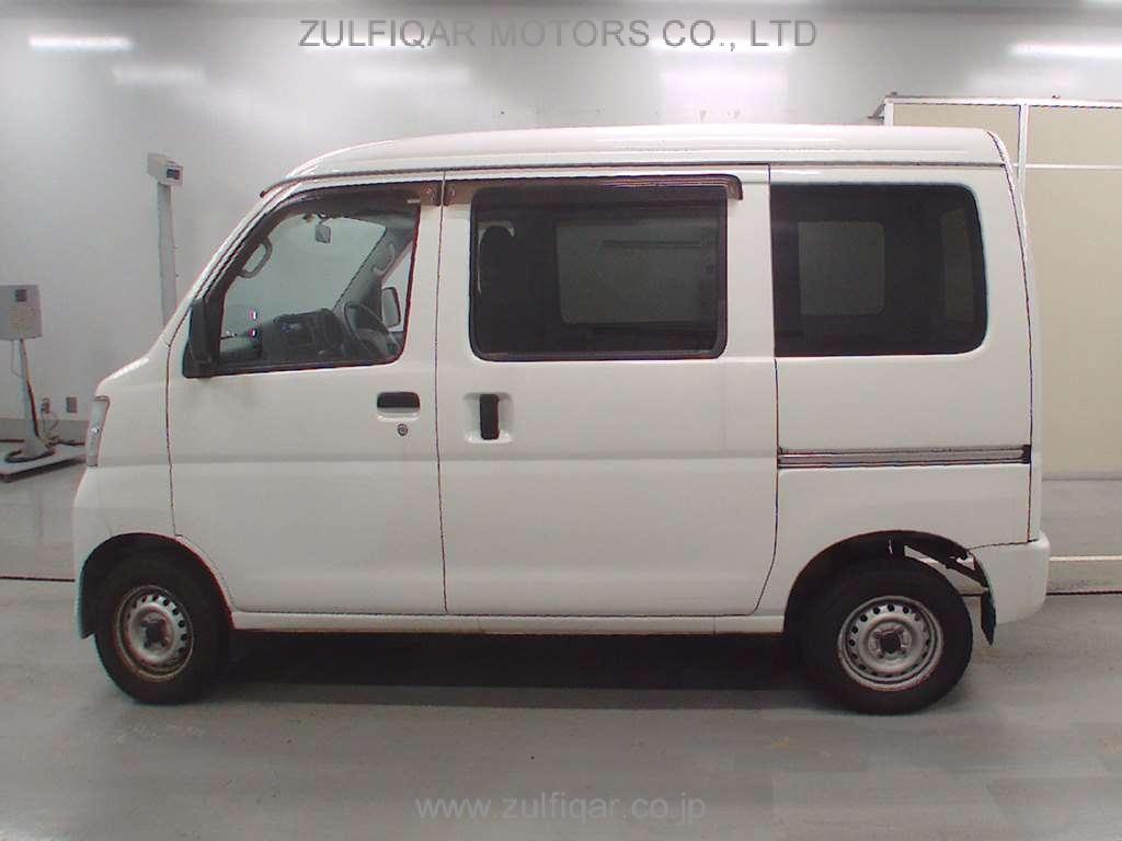 DAIHATSU HIJET CARGO 2015 Image 4