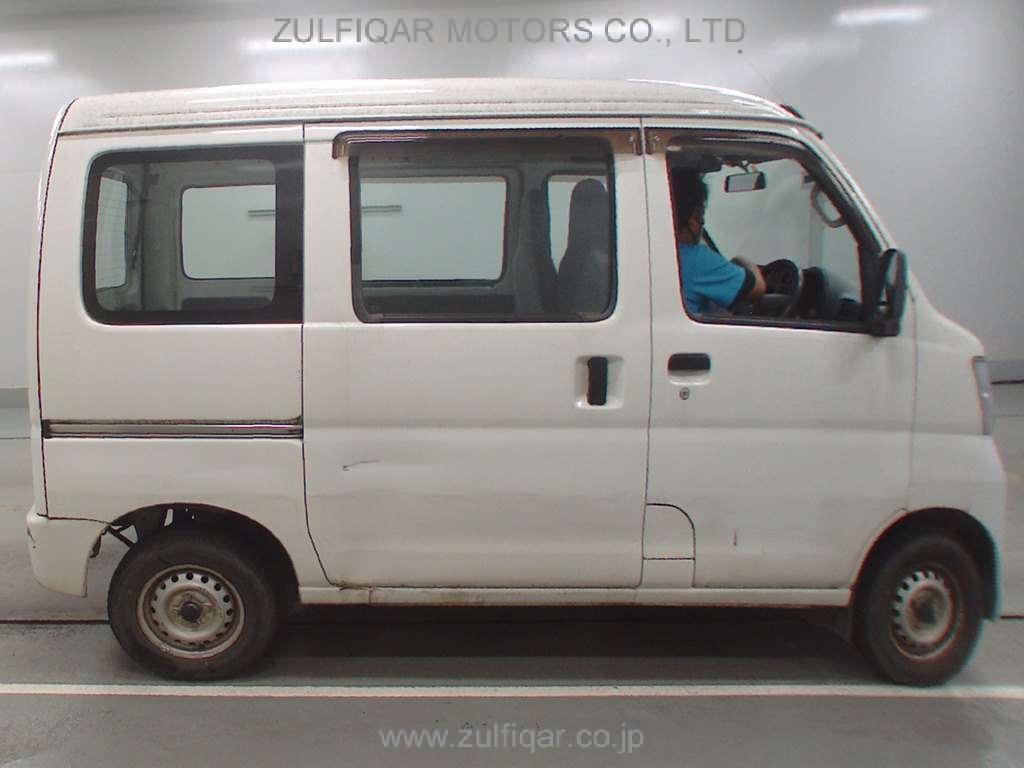 DAIHATSU HIJET CARGO 2015 Image 3