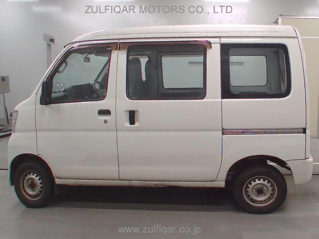DAIHATSU HIJET CARGO 2015 Image 4
