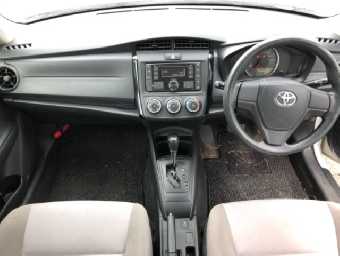 TOYOTA COROLLA AXIO 2016 Image 4
