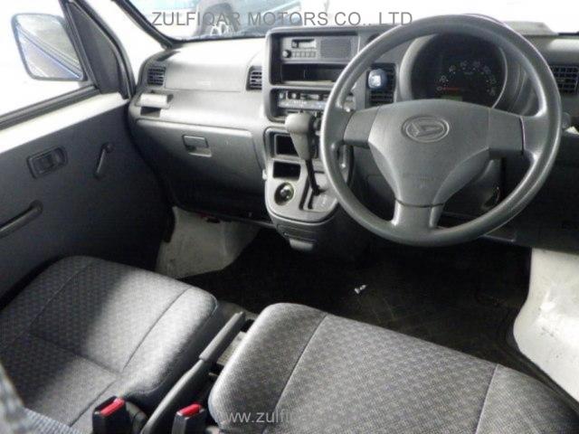 DAIHATSU HIJET CARGO 2016 Image 3