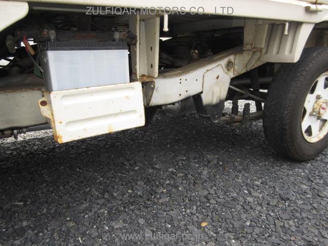 MAZDA SCRUM TRUCK 1992 Image 9