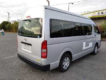 TOYOTA HIACE BUS 2014 Image 3