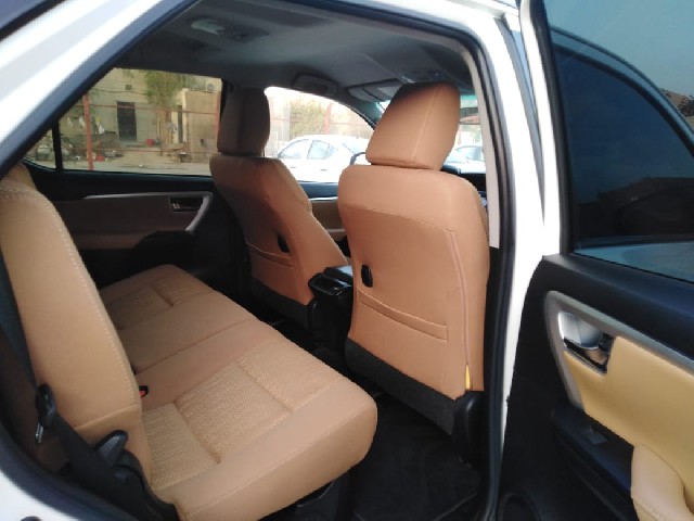 TOYOTA FORTUNER 2017 Image 20