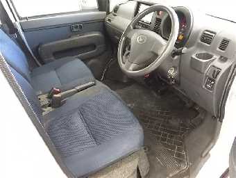 DAIHATSU HIJET CARGO 2015 Image 4