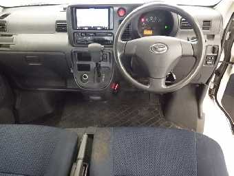 DAIHATSU HIJET CARGO 2015 Image 5