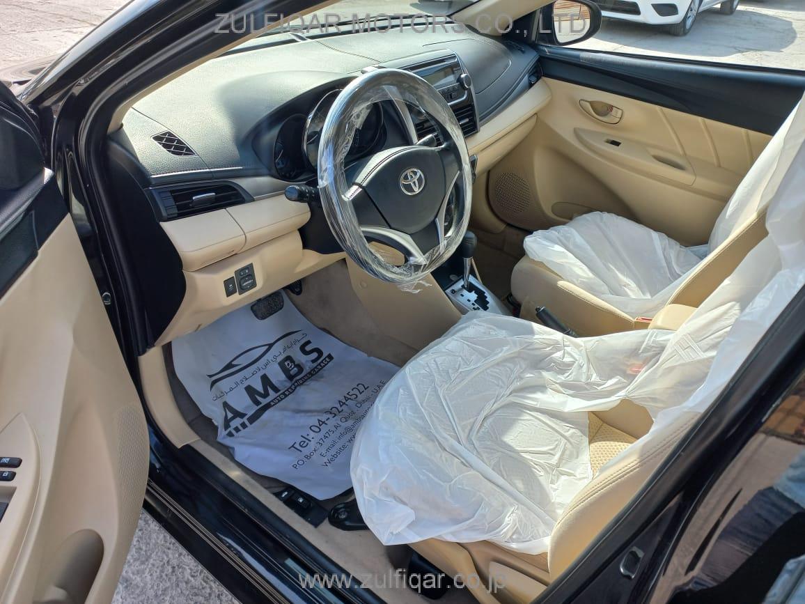 TOYOTA YARIS 2017 Image 11