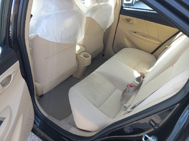 TOYOTA YARIS 2017 Image 19
