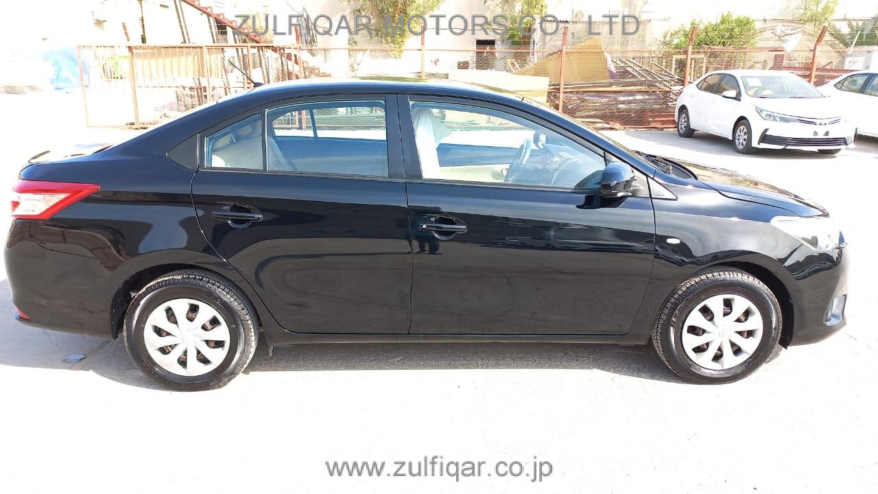 TOYOTA YARIS 2017 Image 4