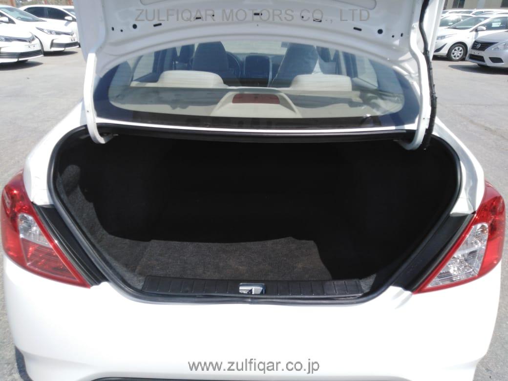NISSAN SUNNY 2019 Image 10