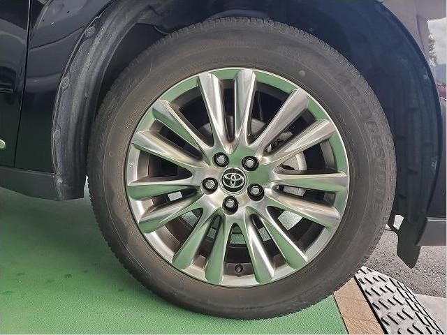 TOYOTA HARRIER 2017 Image 29