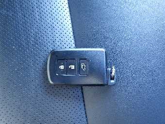 TOYOTA HARRIER 2017 Image 26