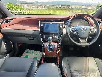 TOYOTA HARRIER 2017 Image 7