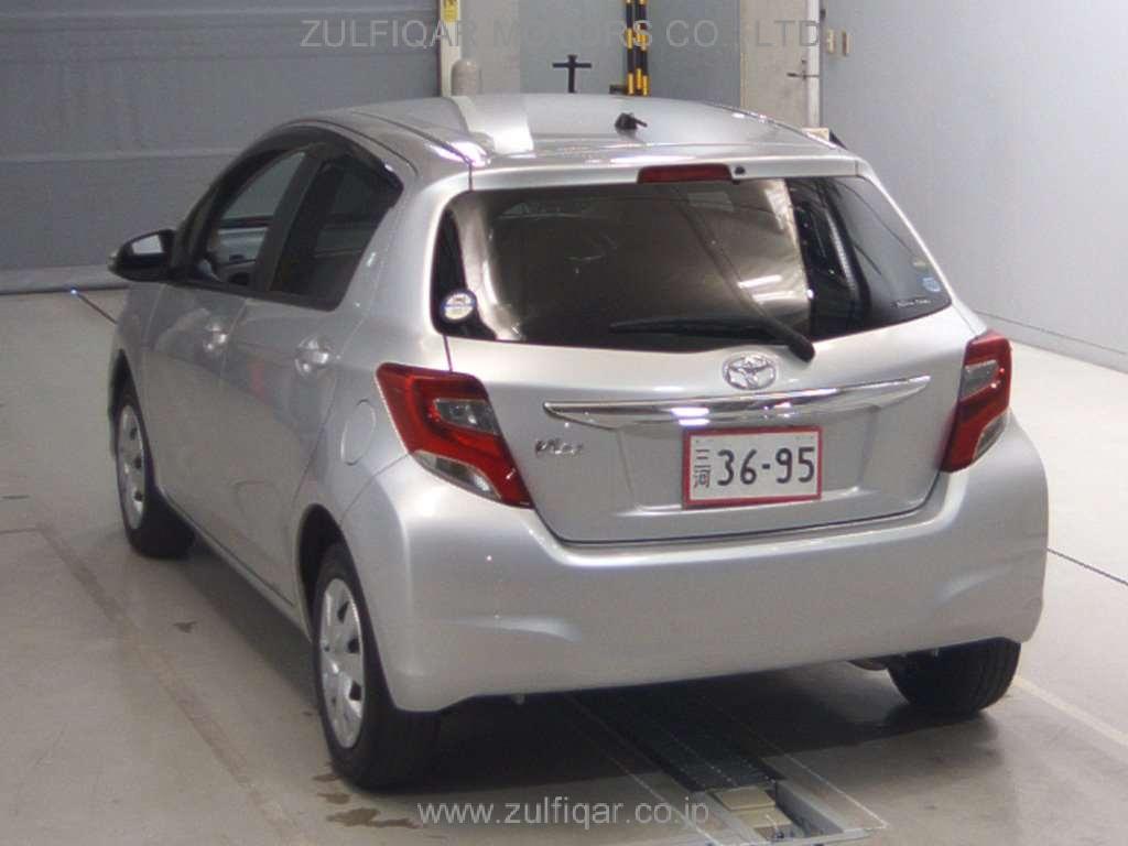 TOYOTA VITZ 2015 Image 6