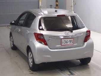 TOYOTA VITZ 2015 Image 6