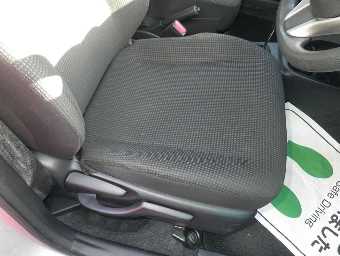 TOYOTA VITZ 2015 Image 8