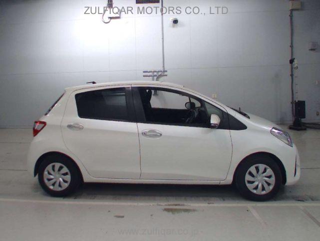 TOYOTA VITZ 2019 Image 3