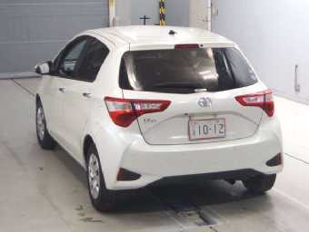 TOYOTA VITZ 2019 Image 6