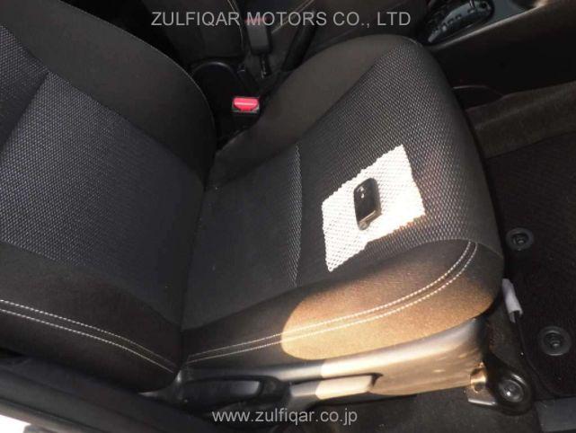 TOYOTA VITZ 2019 Image 8