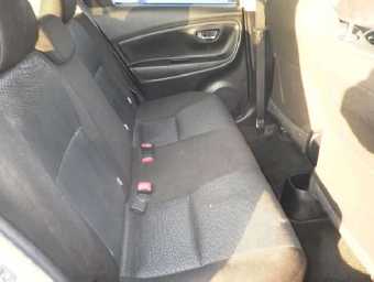 TOYOTA VITZ 2019 Image 9